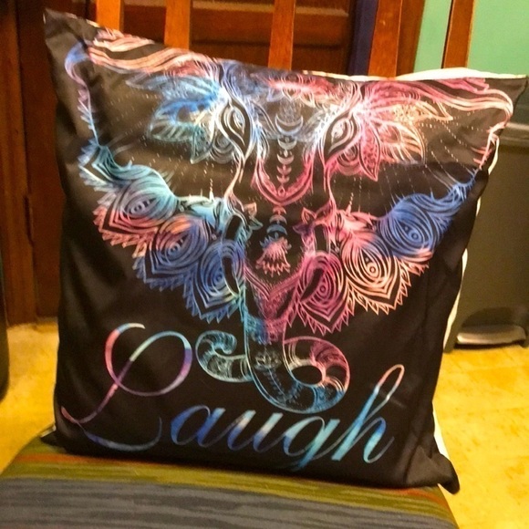 LAUGH All Day pillow - Picture 1 of 4